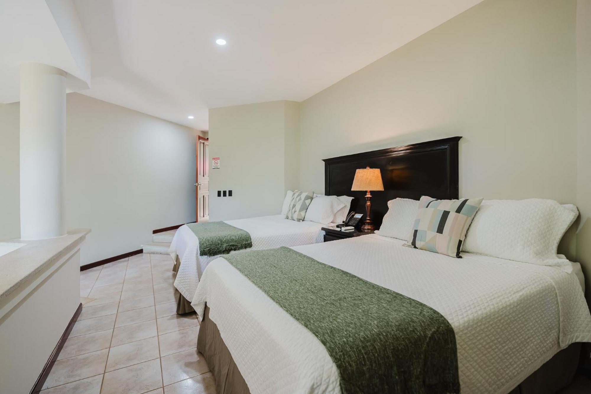 Panamá Papagayo Golden Palms Beachfront Hotel מראה חיצוני תמונה
